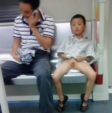 地铁里的别样乘客