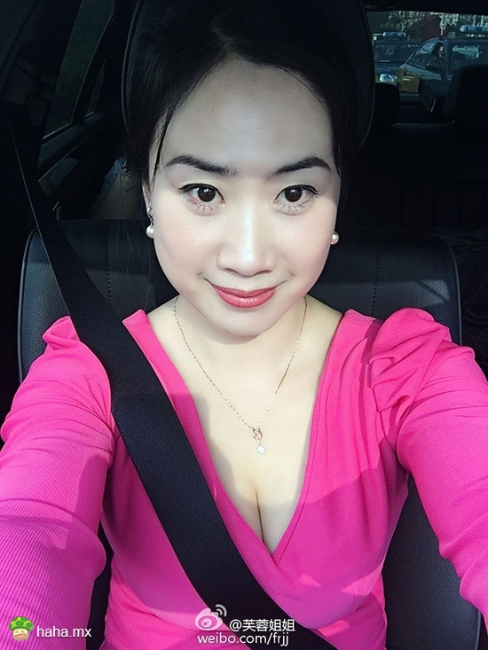 宝宝，20日我在民政局门口等你！带上我的所有嫁妆！嫁人就嫁@王宝强 。