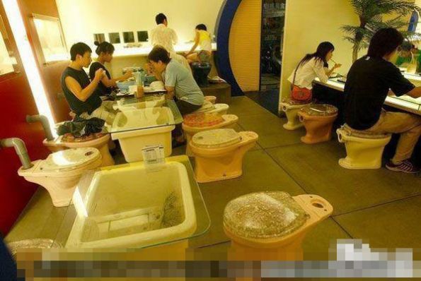 这饭店太有情调了