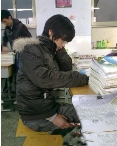 这哥们也太牛了吧！