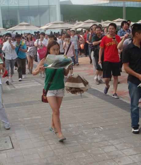 凤姐临幸世博会，周围无一人敢靠近！