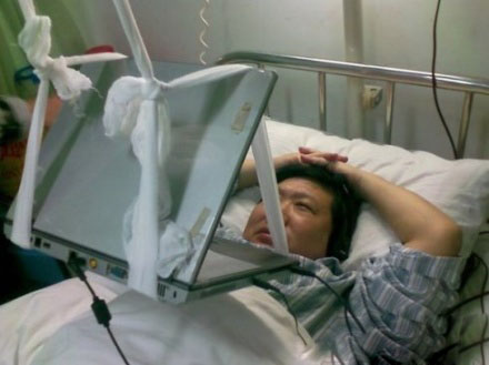还真是头一回见这么住院的牛人