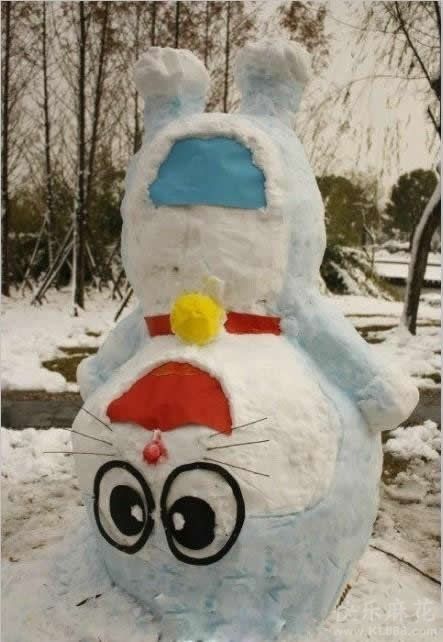 堆得极其有才的雪人