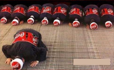 日本可口可乐公司员工工作服