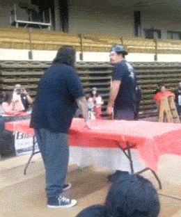 挨揍大赛
