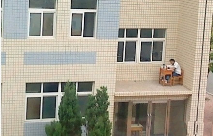 哥告诉你什么是一心只读圣贤书