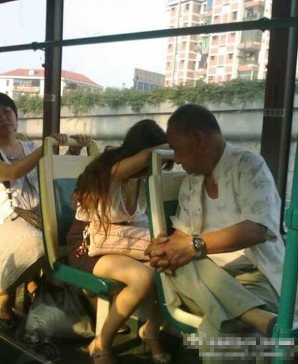 大叔，你好专心哟