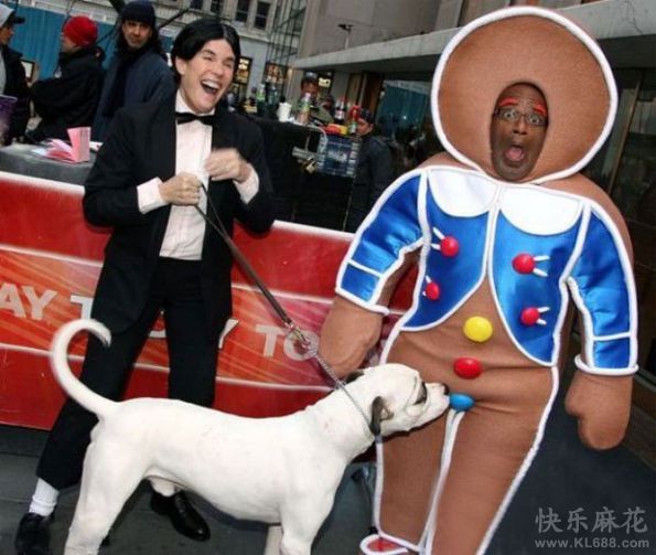狗狗咬错地方了