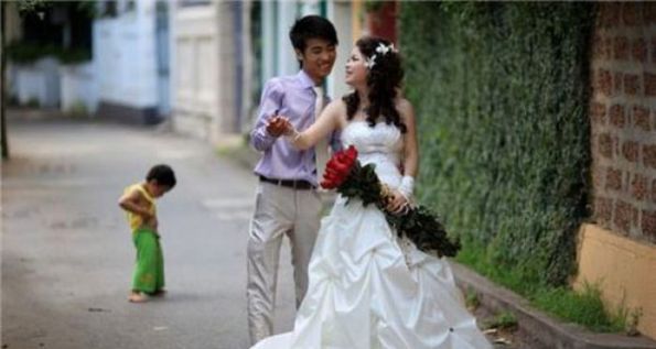 大家都很奔放嘛，不要害羞