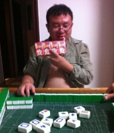 看来你太想开杠了