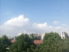 天空中出现一条龙！！！